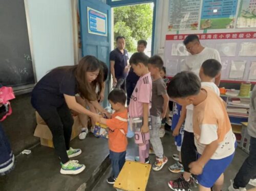 贵州天宇科技_新闻动态_日常动态_2024年六一公益活动12