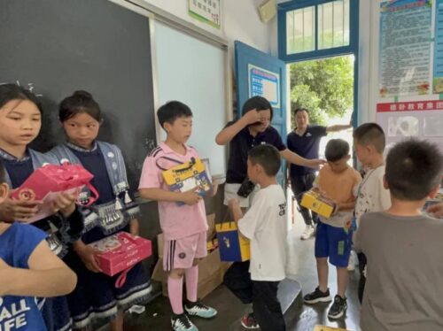 贵州天宇科技_新闻动态_日常动态_2024年六一公益活动13