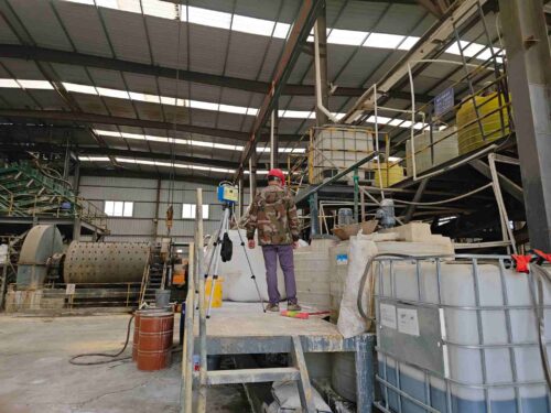 贵州天宇科技_职业卫生评价采样现场_贞丰恒山化工有限公司选厂技改工程03